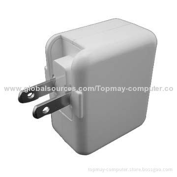 Dual-USB Travel Charger with 100 to 240V AC Input, FCC/CE Mark